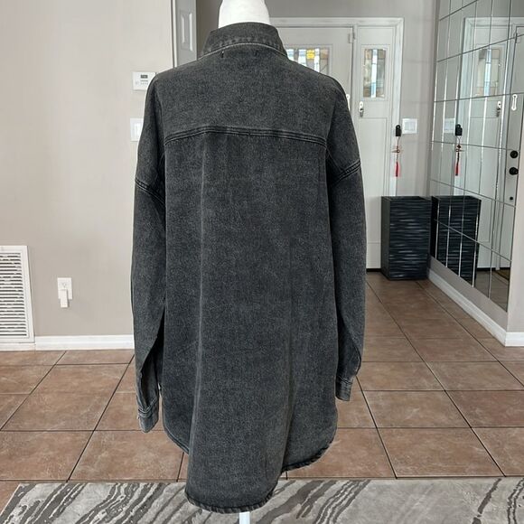 Rebecca Minkoff Women’s Oversized Denim Jean Jacket - Picture 5 of 10